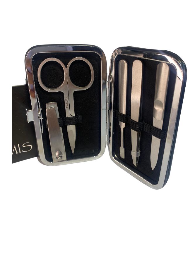 5 PIECE STAINLESS STEEL MANICURE SET IN BLACK CASE