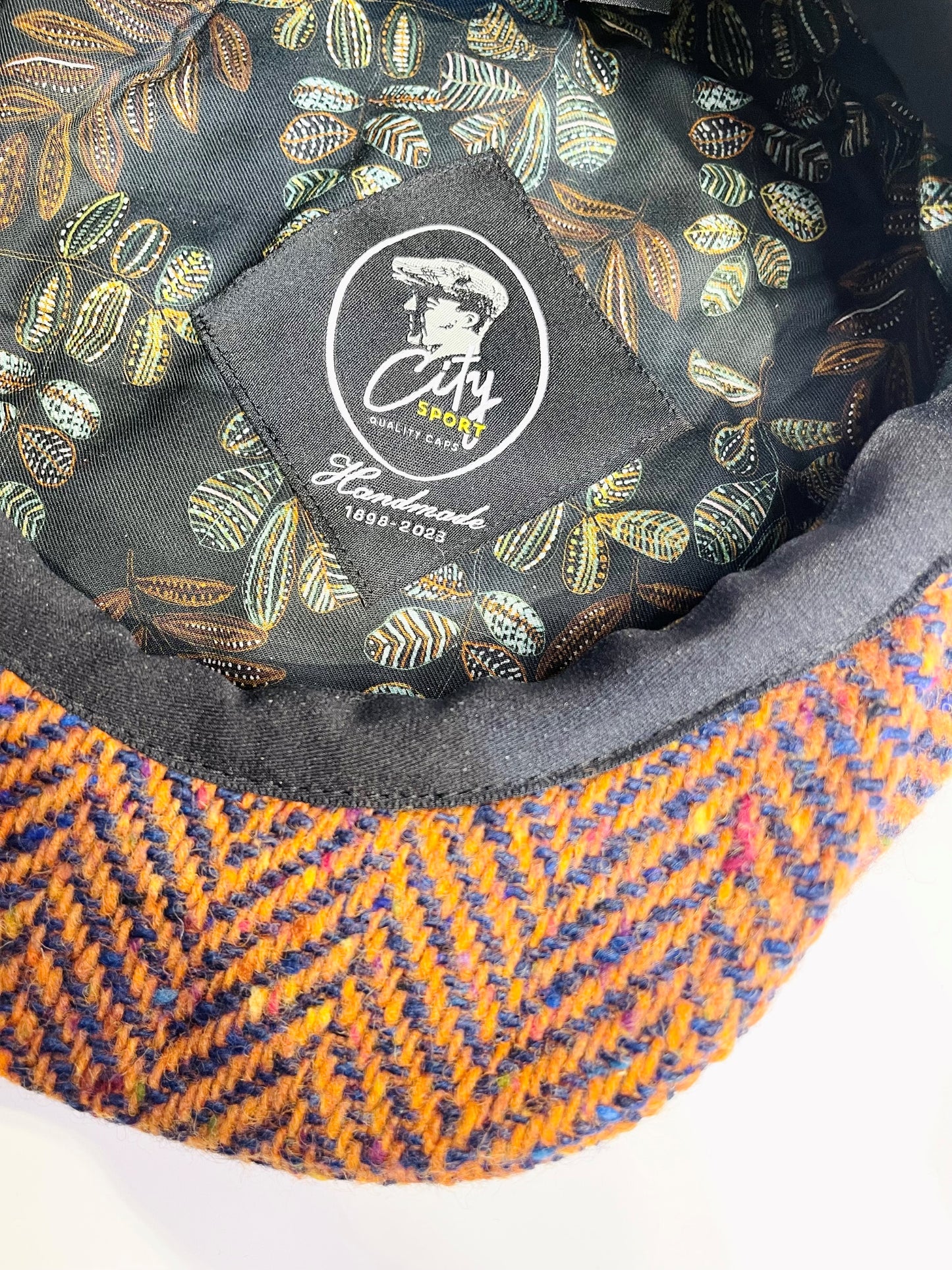 ORANGE TWEED CAP