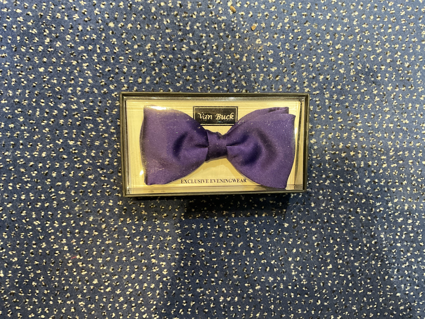 VAN BUCK PURPLE SATIN READY TIED BOW TIE