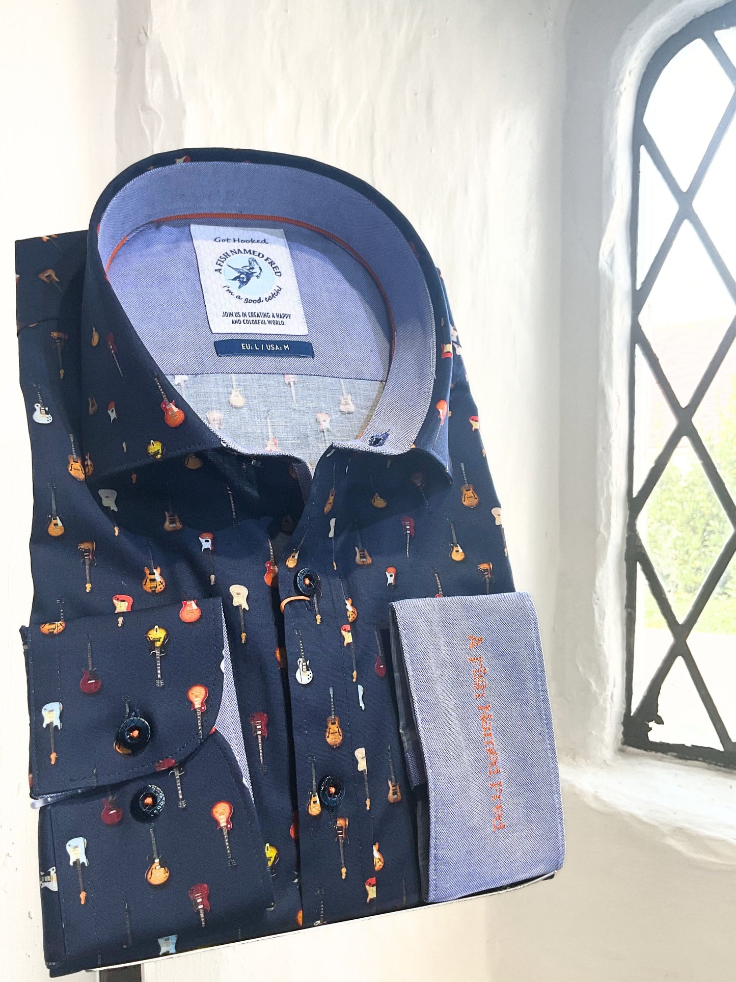 GUITAR PRINT LONG SLEEVE SHIRT