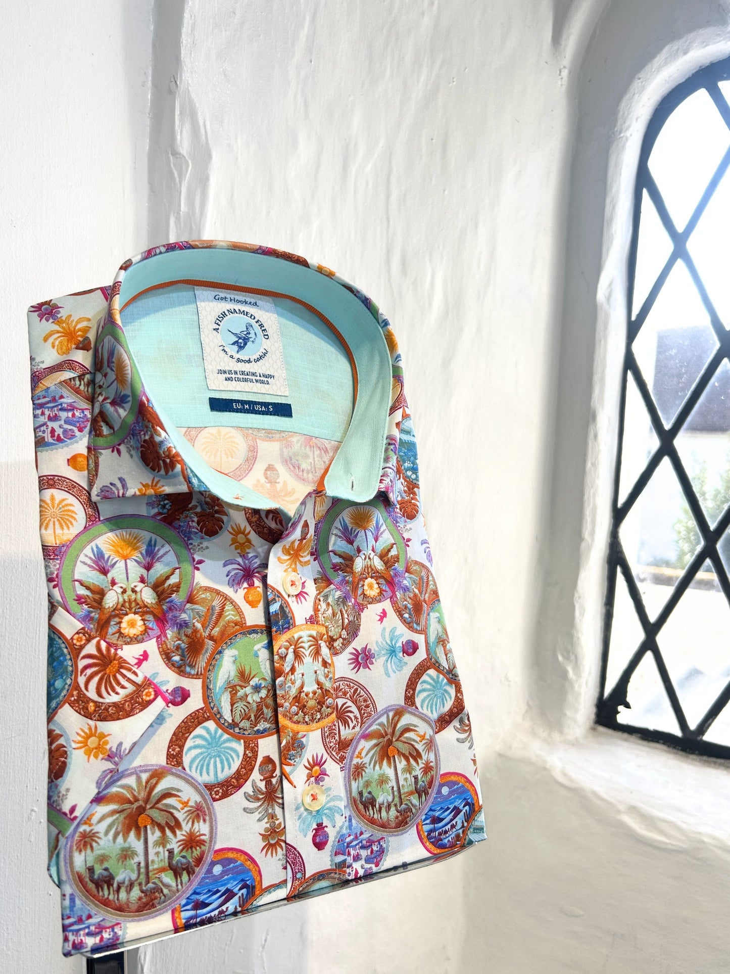 DESERT WORLD SHORT SLEEVE SHIRT