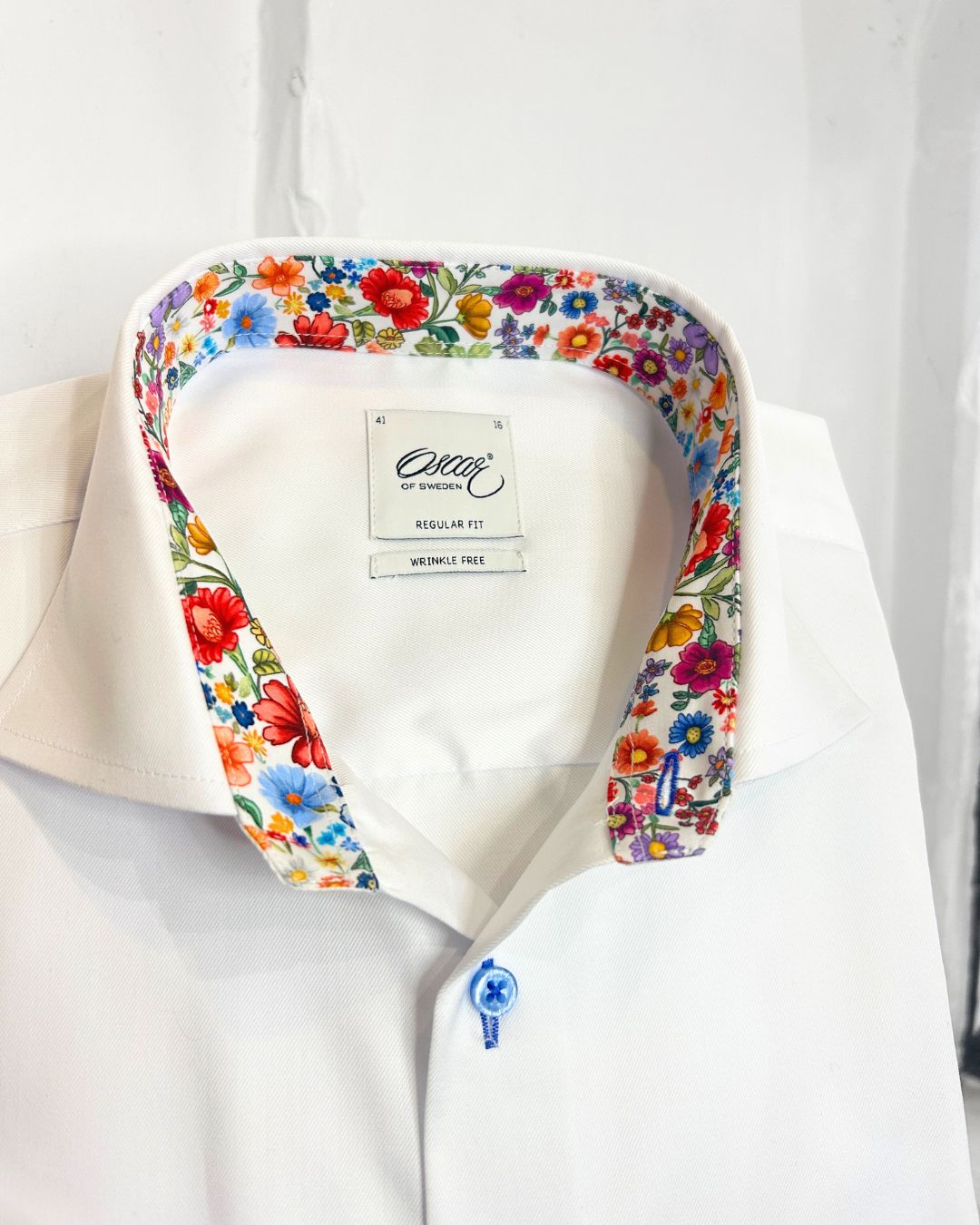 PLAIN WHITE LONG SLEEVE SHIRT WITH FLORAL TRIM