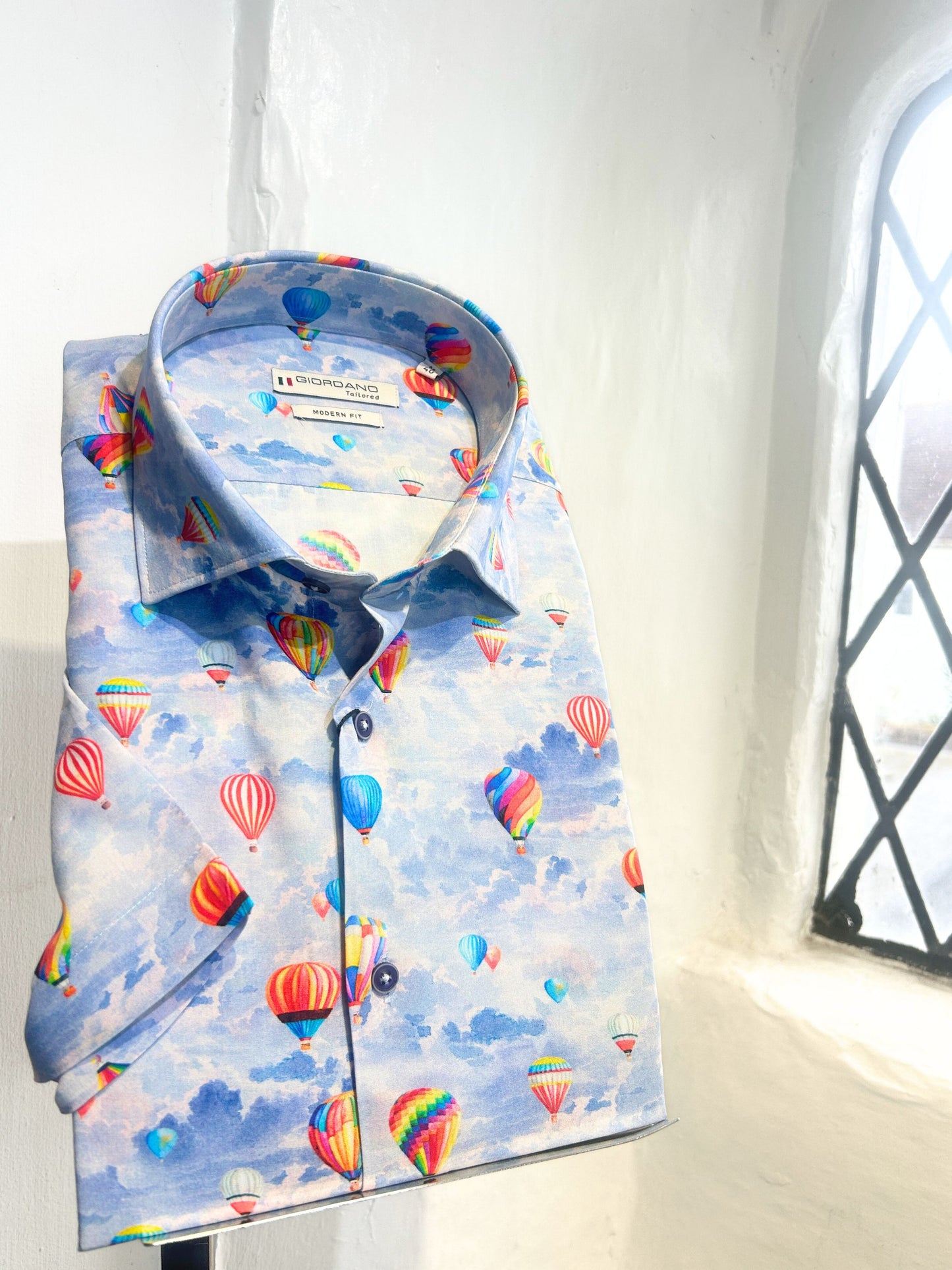 GIORDANO HOT AIR BALLOON PRINT SHORT SLEEVE SHIRT