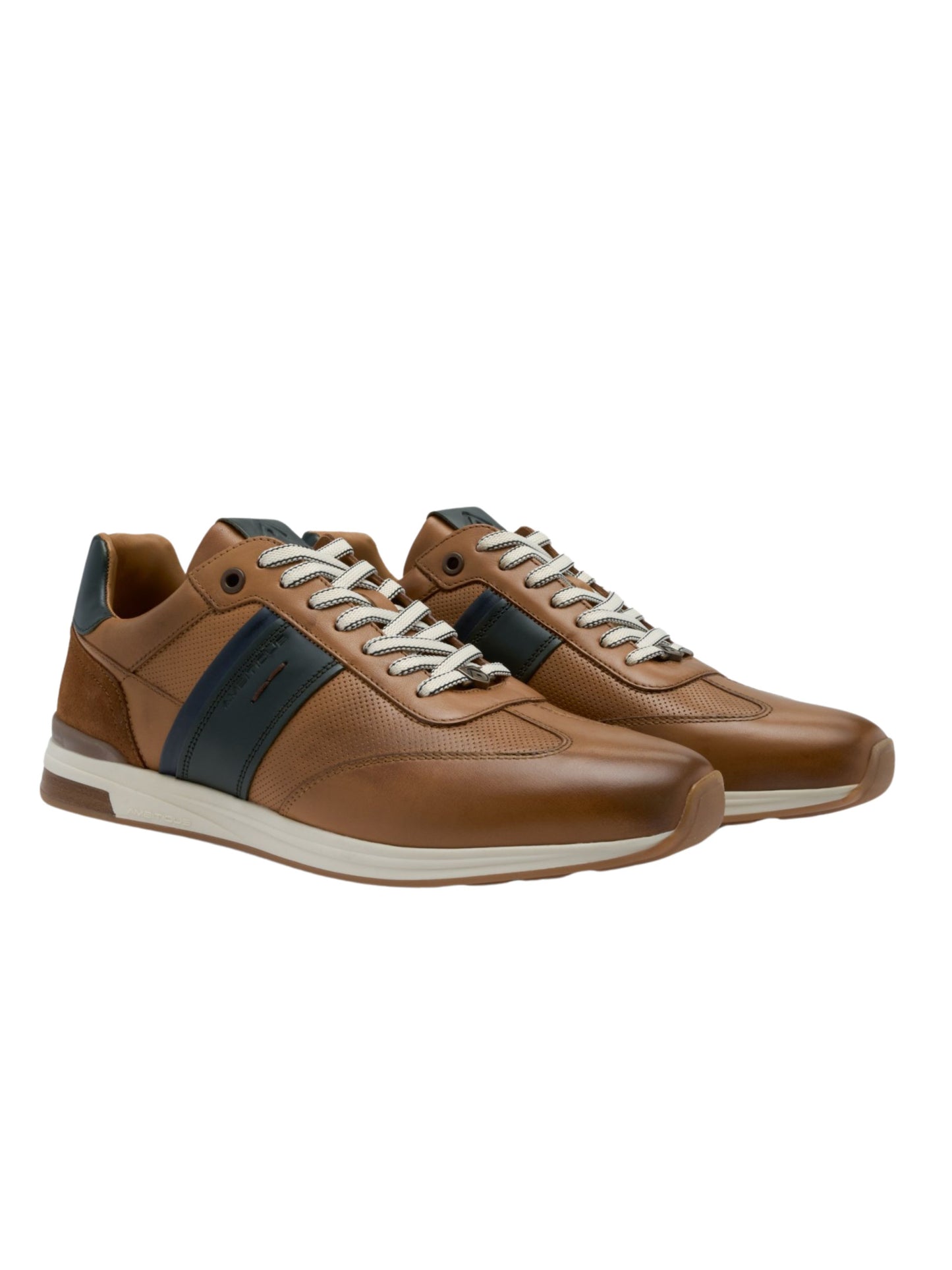 AMBITIOUS TAN TRAINERS SLOW