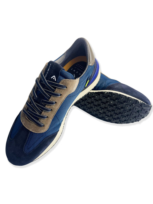 NAVY SPORTY TRAINERS