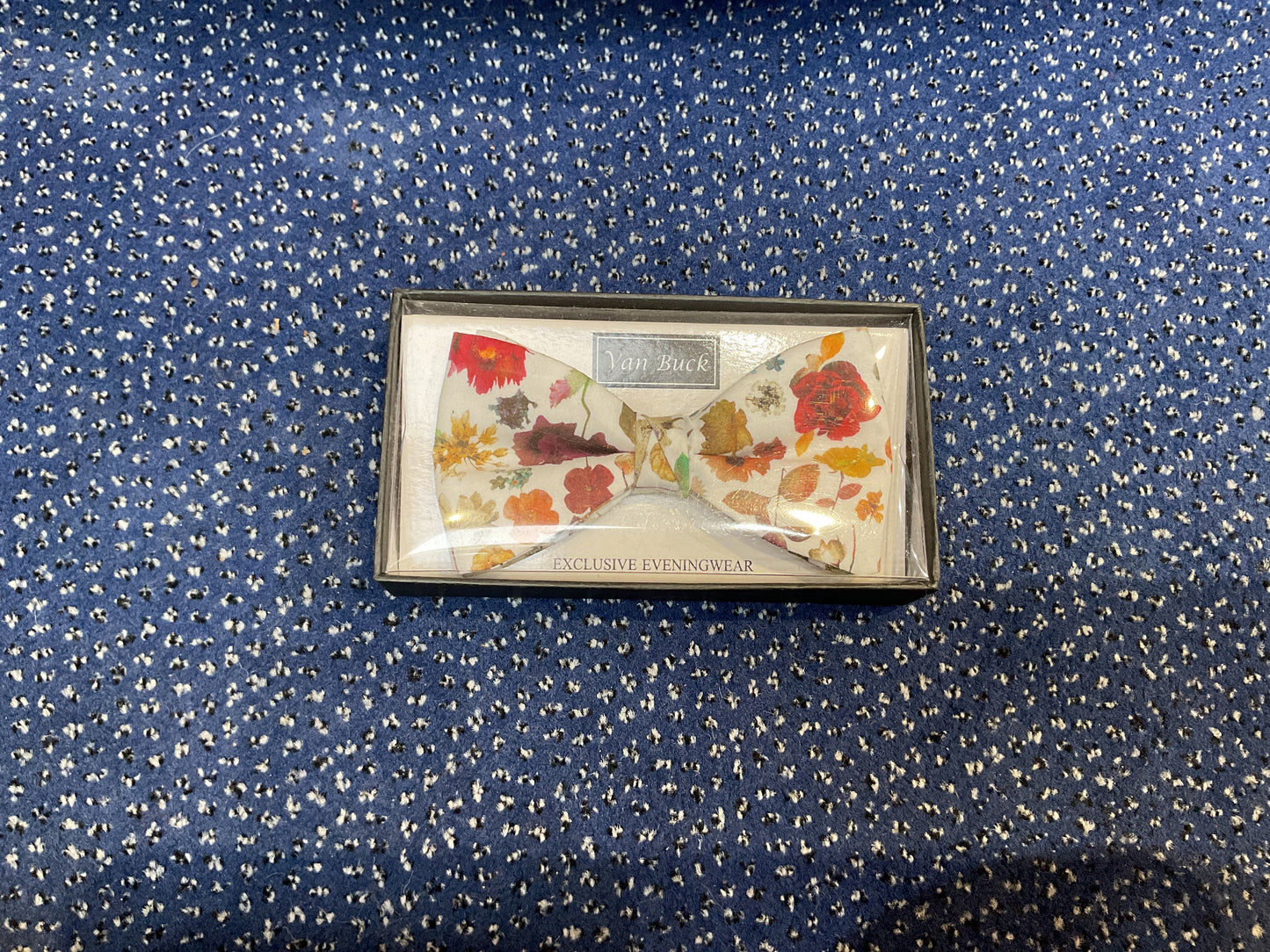 FLORAL EDIT IVORY READY TIED BOW TIE MADE WITH LIBERTY FABRIC