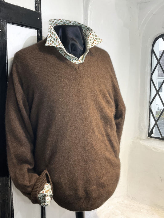 TOBAGO BROWN V NECK JUMPER