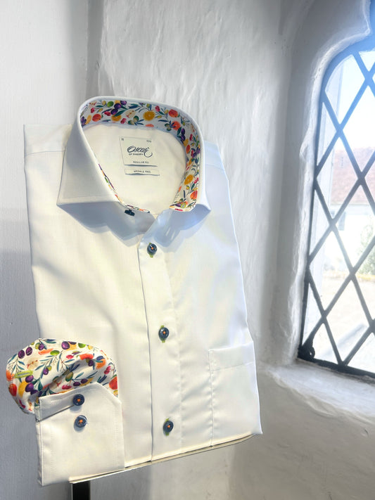 WHITE LONG SLEEVE SHIRT WITH FRUIT TRIM