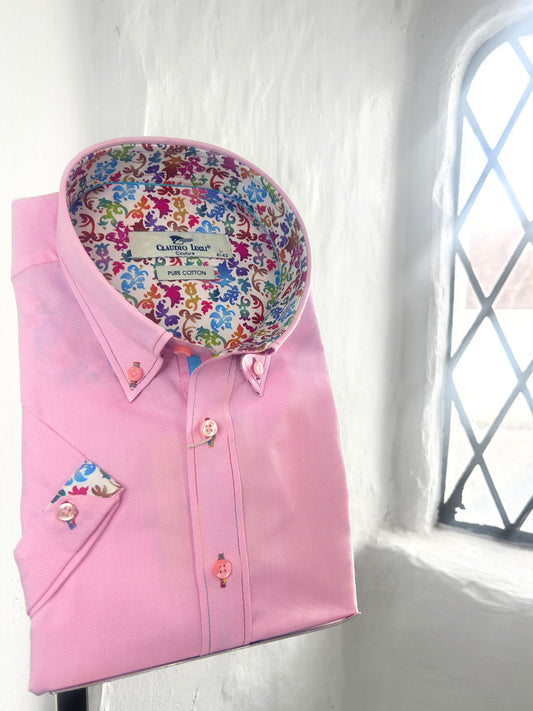 PINK WITH MULTI BAROQUE SCROLL TRIM SHORT SLEEVE SHIRT