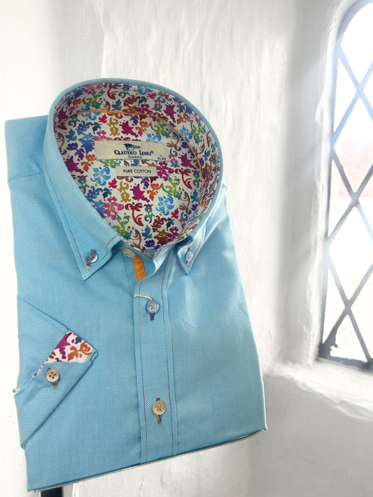 AQUA WITH MULTI BAROQUE SCROLL TRIM SHORT SLEEVE SHIRT