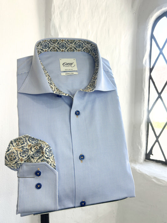 LIGHT BLUE STRIPE LONG SLEEVE SHIRT WITH FLORAL DAMASK INSERT