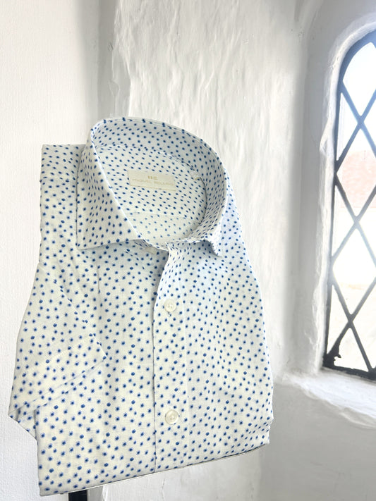 WHITE WITH BLUE SPOT LINEN MIX SHORT SLEEVE SHIRT