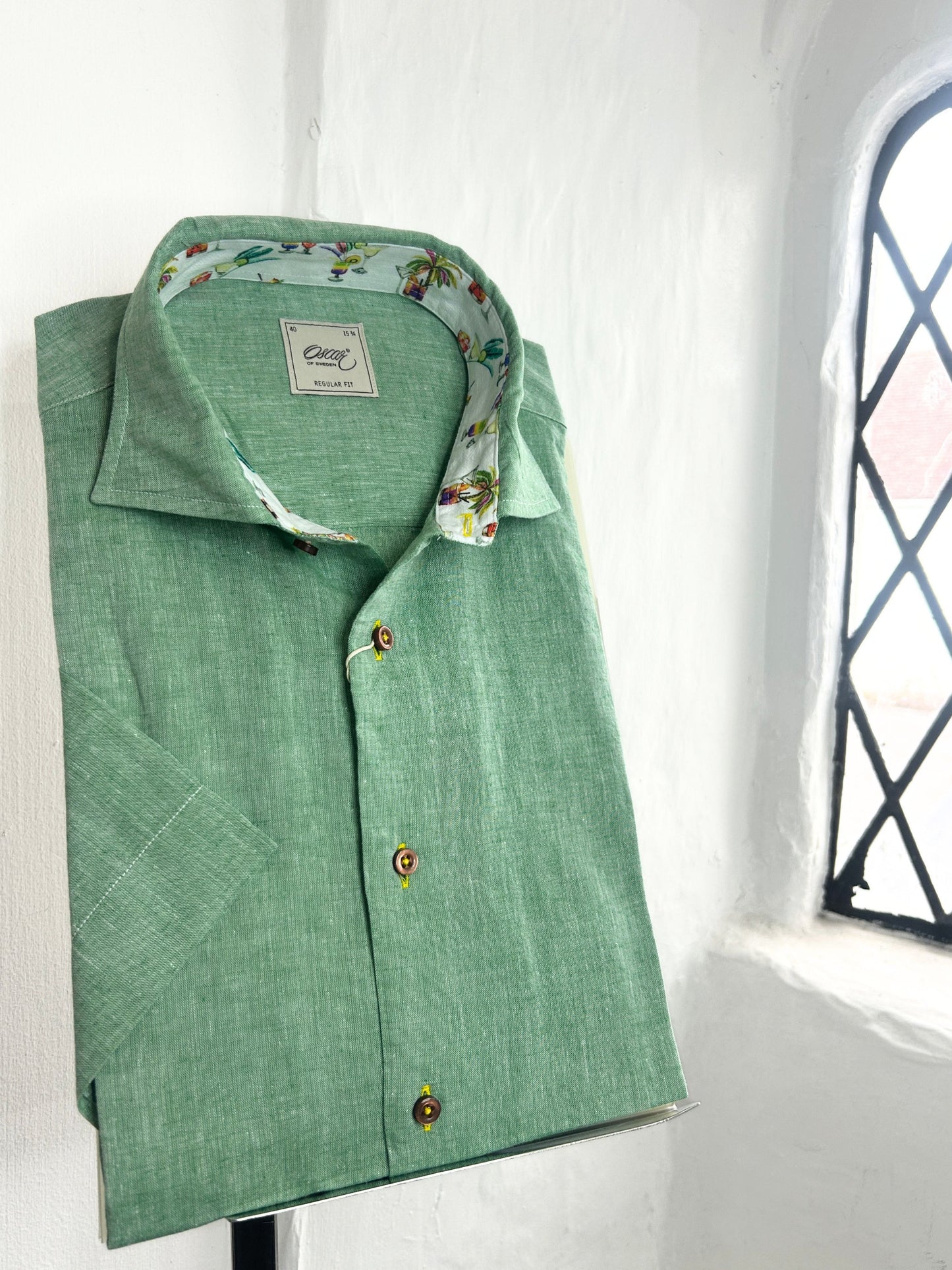OSCAR CACTUS GREEN LINEN BLEND SHORT SLEEVE SHIRT WITH COCKTAIL PRINT INSERT